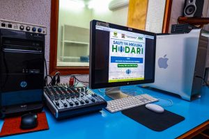 Radio Studio (2)