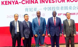 MITI CS Hon. Lee Kinyanjui and PS Abubakar Hassan with H.E. President William Ruto at the Kenya-China Investor Roundtable in Beijing. Photos: Courtesy